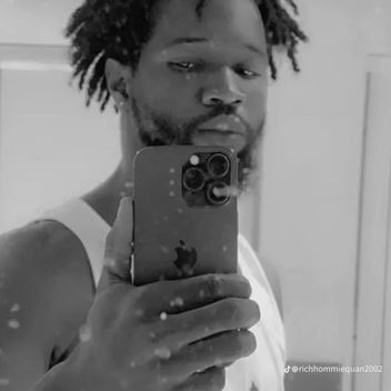Francis , Ghanaian, in Riyadh