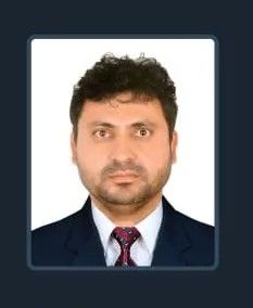 Iftikhar , Pakistani, in Sharjah