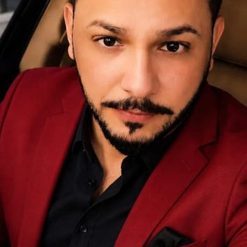 Asif , Pakistani, in Dubai
