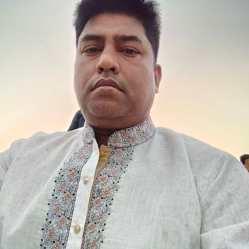 Minhaz, Bangladeshi driver, in Saudi Arabia