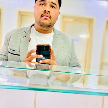 Salman , Pakistani, in Riyadh