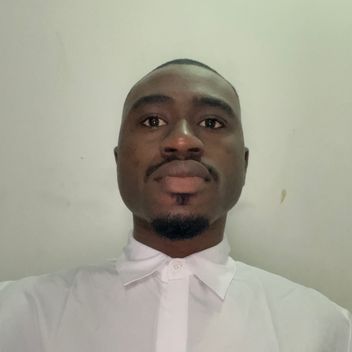 Benjamin , Ghanaian driver, in Riyadh