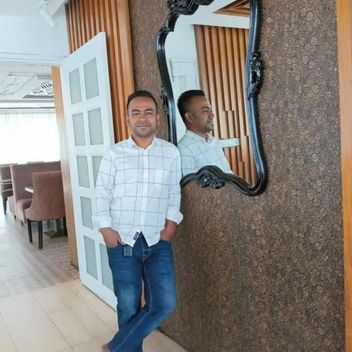 Faruq, Bangladeshi driver, in Riyadh