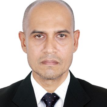 Dinesh, Sri Lankan, in Dubai