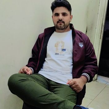Muhammad, Pakistani driver, in Dubai
